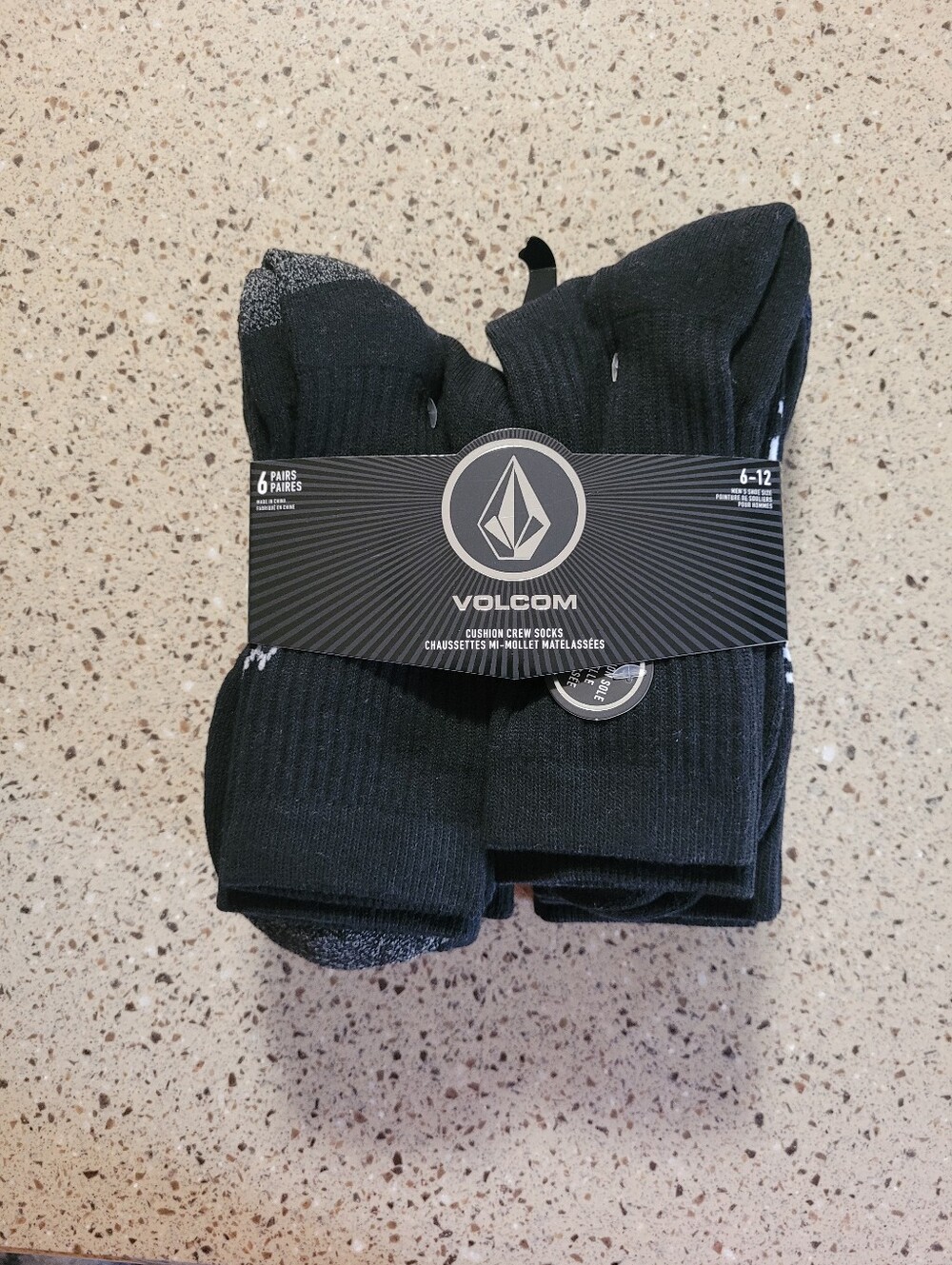 6-Pairs Volcom Mens Size 6-12 Cushioned Crew Black Logo Socks